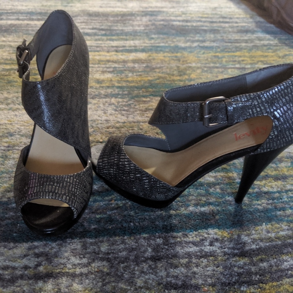Platform high heel sandals NWOT - Picture 3 of 3